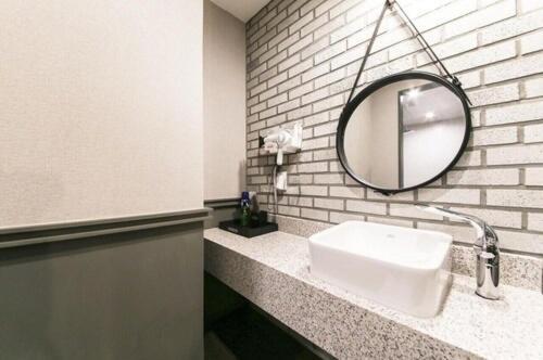 Hotel Chicago Changwon Extérieur photo